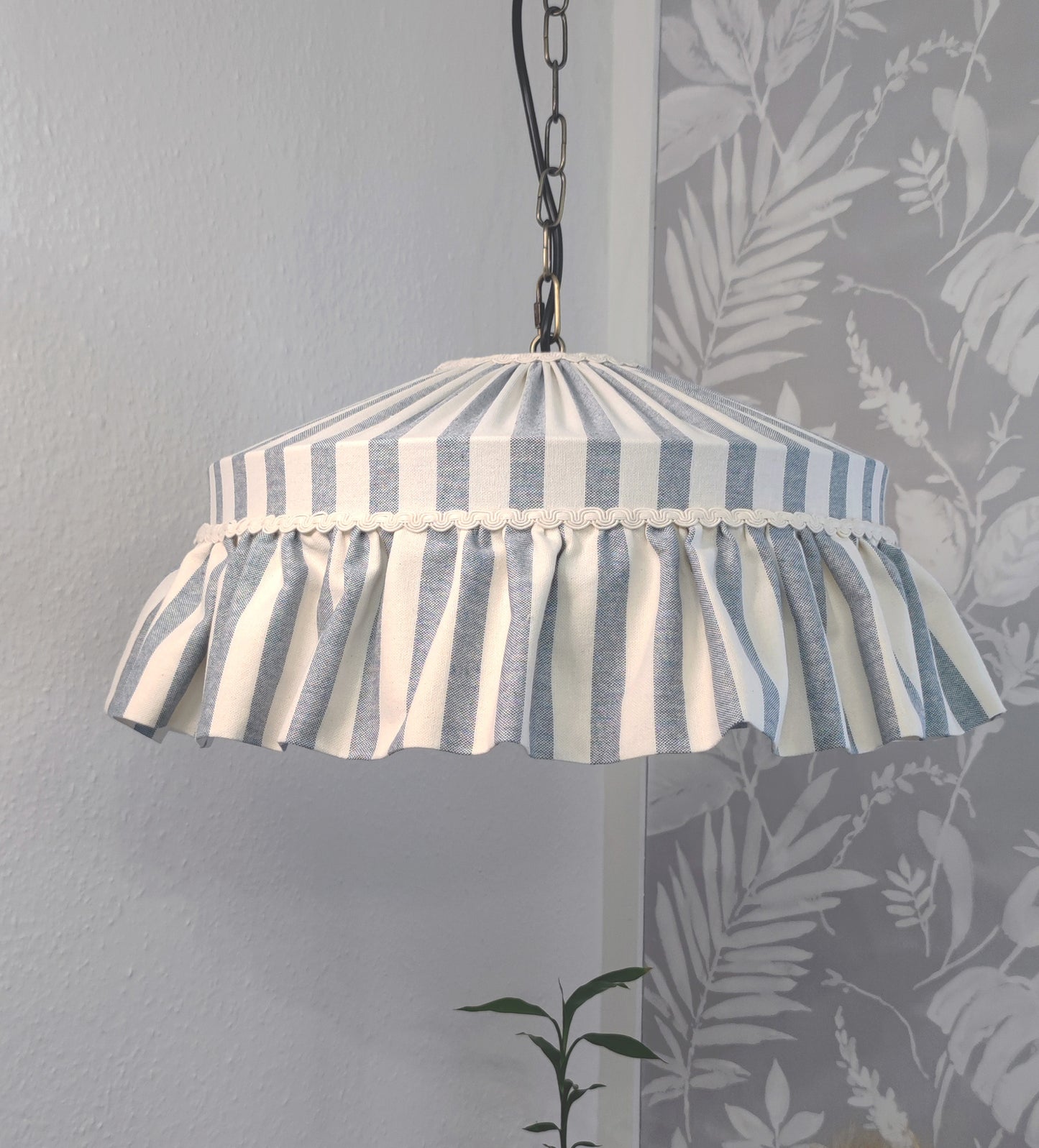 Ruffle lampshade wide blue stripes - MariaMarabellashades