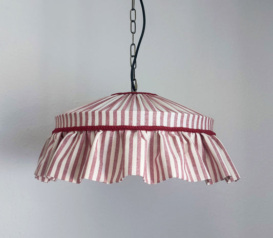 Ruffle lampshade red stripes - MariaMarabellashades