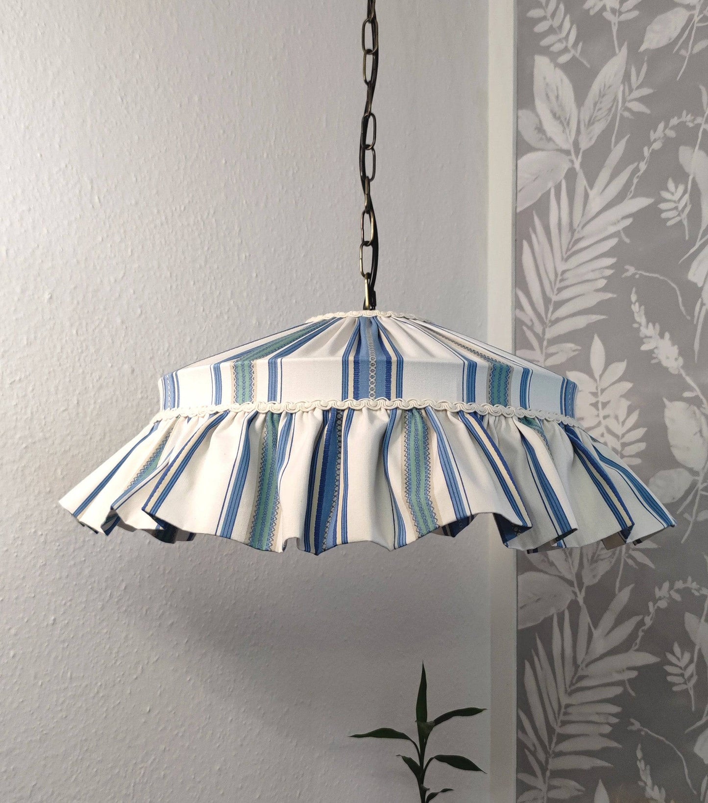 Ruffle handsewn cotton lampshade - MariaMarabellashades