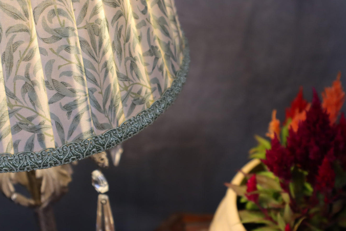 William Morris, Willow Bough pleated lampshades - MariaMarabellashades