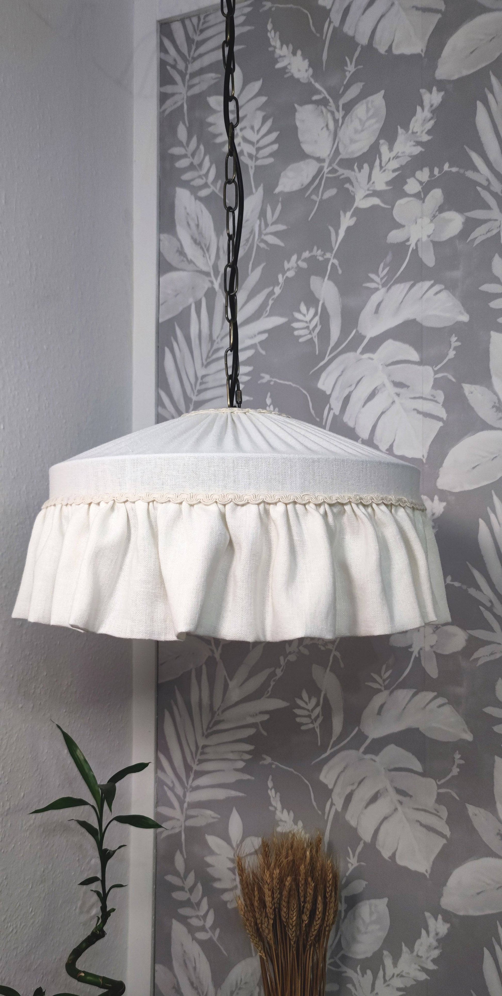 Ruffle linen lampshade | MariaMarabellashades