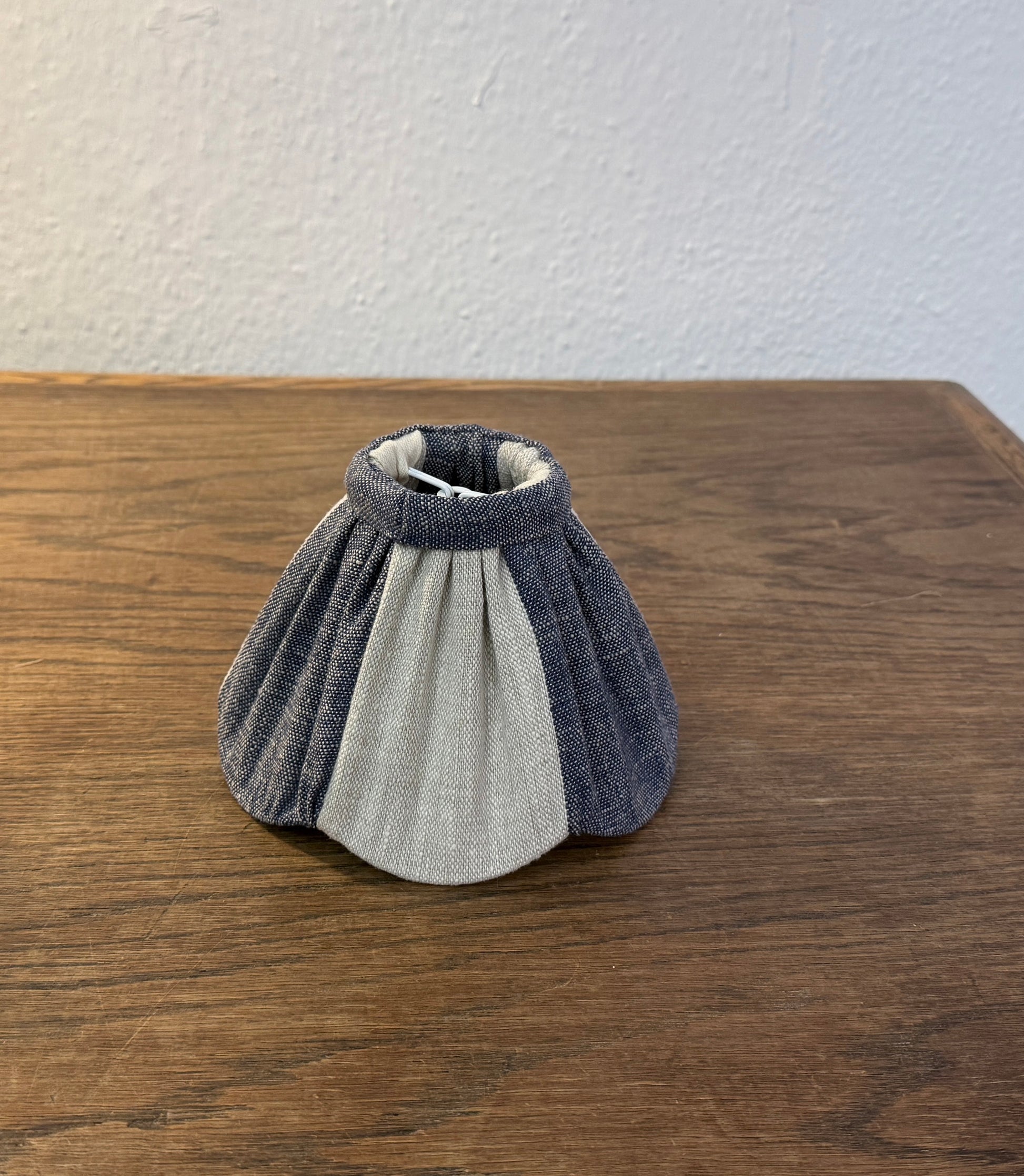 Clip-on linen indigo lampshade Maria Marabella Shades