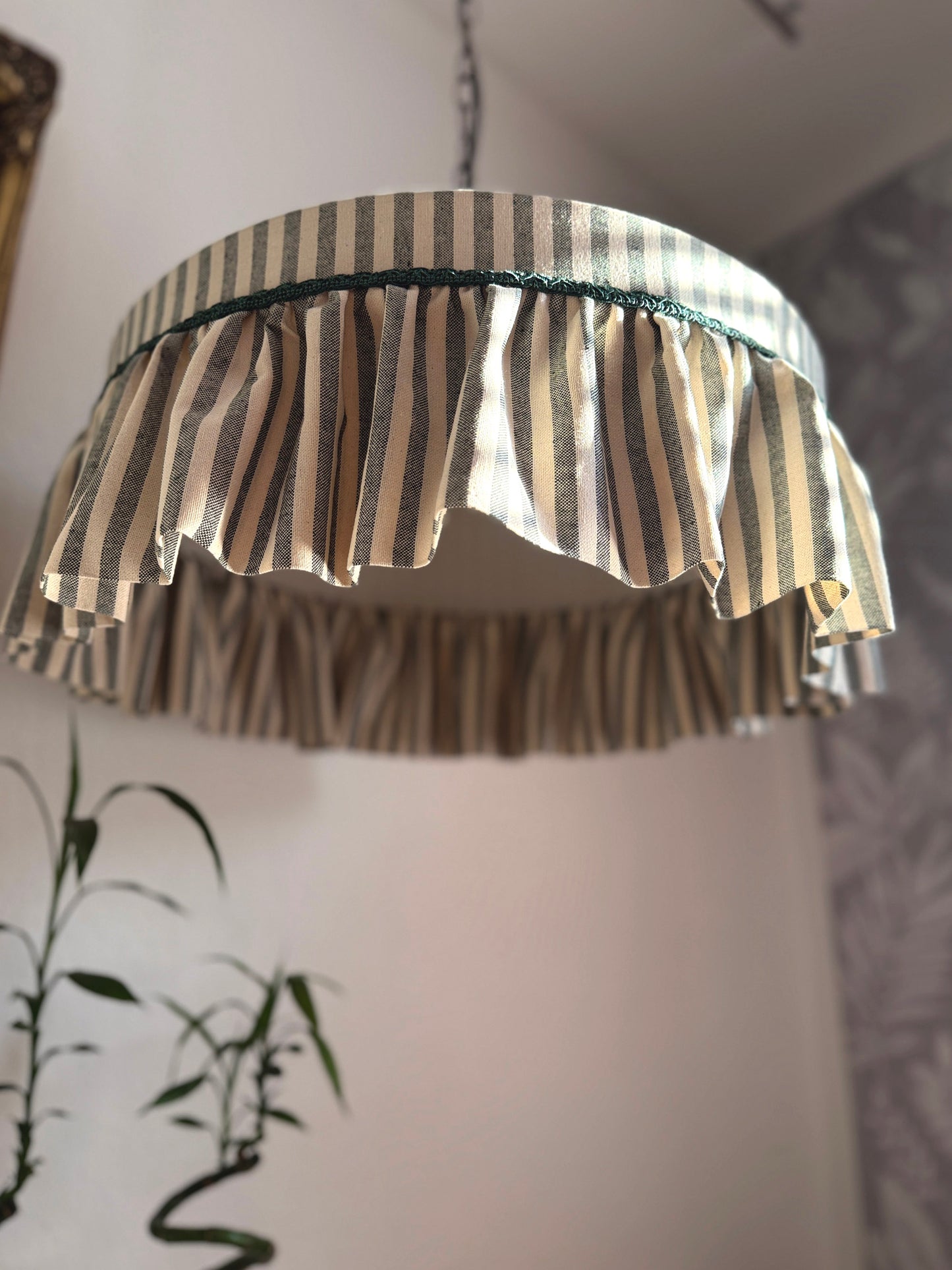 Ruffle lampshade green stripes 